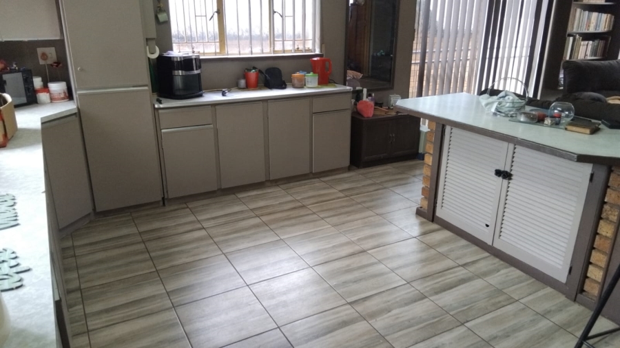 4 Bedroom Property for Sale in Stilfontein Ext 4 North West
